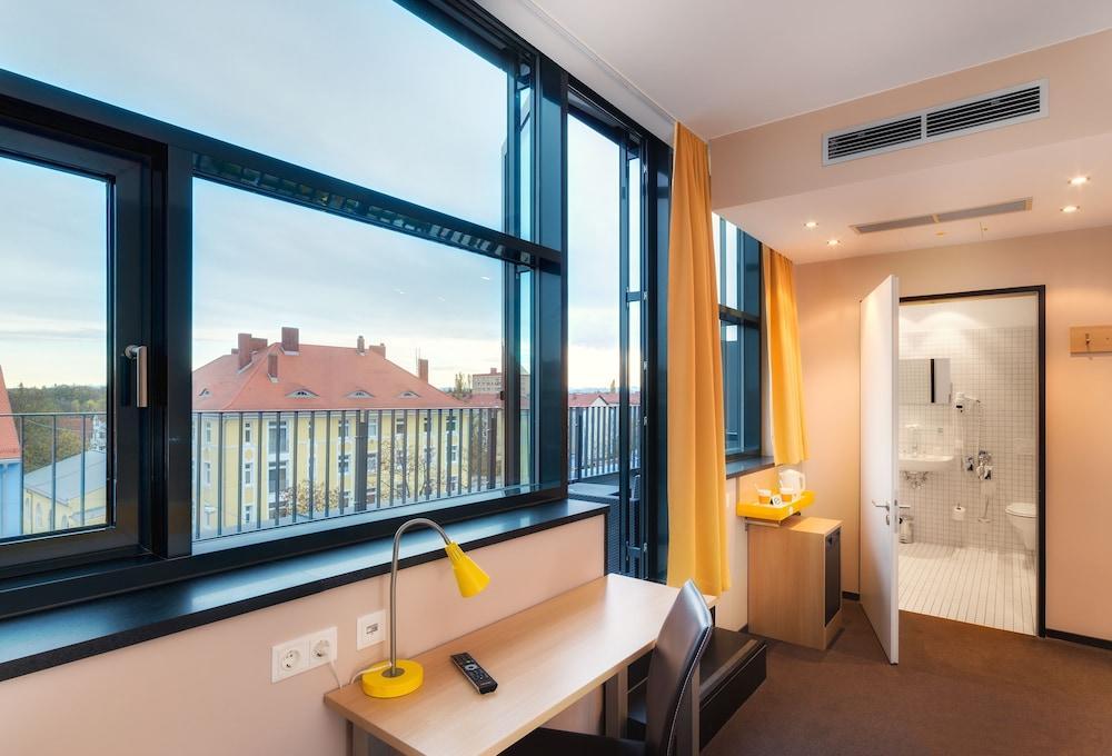 B&B Hotel Muenchen-Moosach Ngoại thất bức ảnh